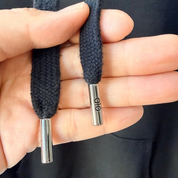 Alo Yoga Accolade Hoodie – Size M , black P15 - Picture 6 of 8